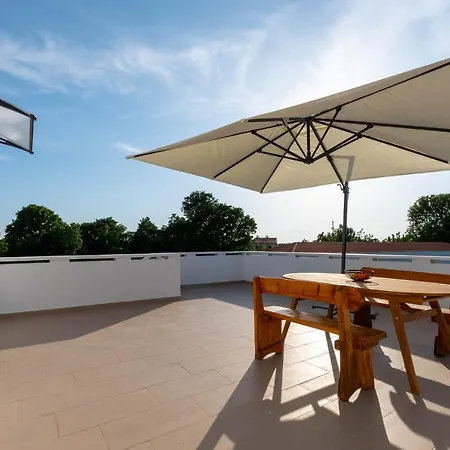 Eros 아파트 Šišan