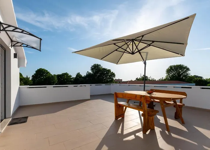 Eros 아파트 Šišan